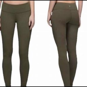 FINAL PRICE Lululemon olive green leggings 8